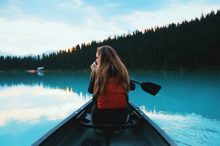 sea-water-girl-woman-boat-sunlight-25359-pxhere.com-2